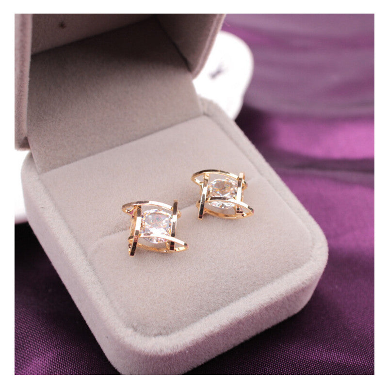 Elegant and Charming Rhinestone Earring