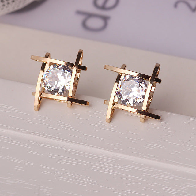 Elegant and Charming Rhinestone Earring